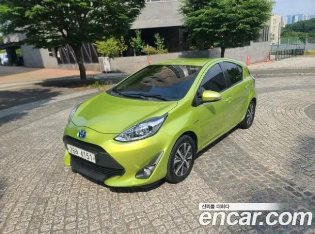 Toyota Prius C, 2018