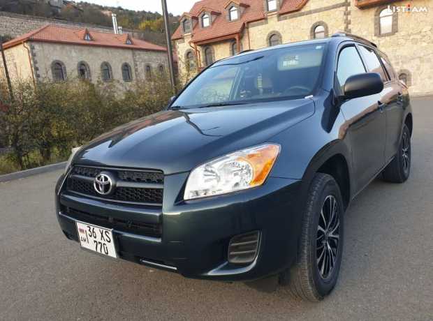 Toyota RAV4, Бензин, 2012