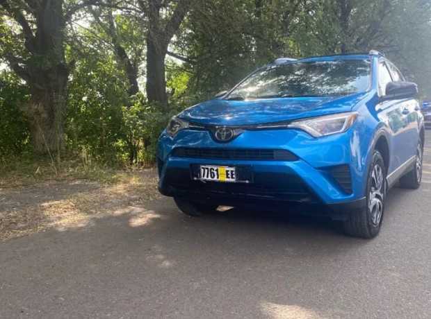 Toyota RAV4, Бензин, 2019