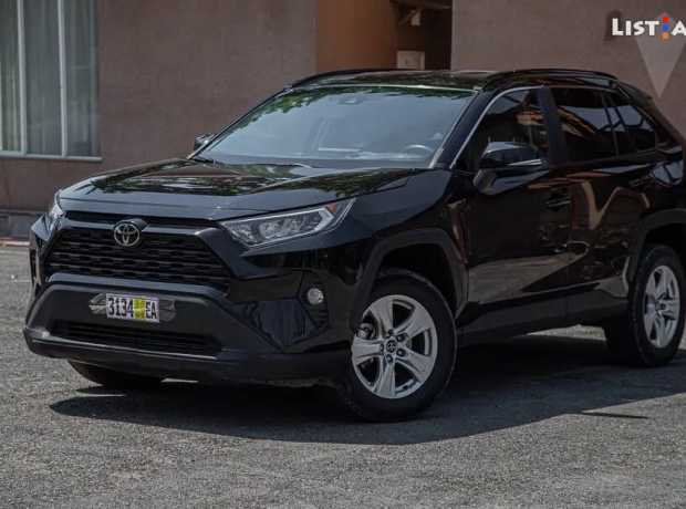 Toyota RAV4, Бензин, 2021