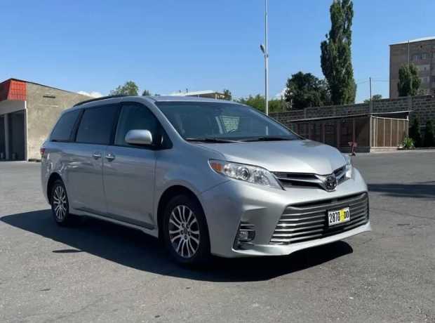 Toyota Sienna, Бензин, 2019