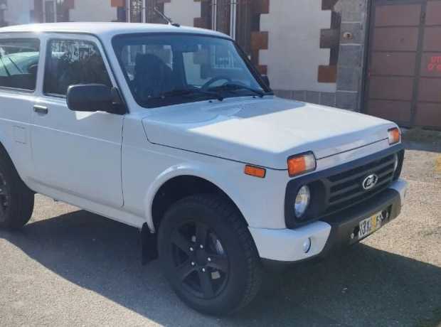 VAZ (Lada) Niva Legend, Бензин, 2023