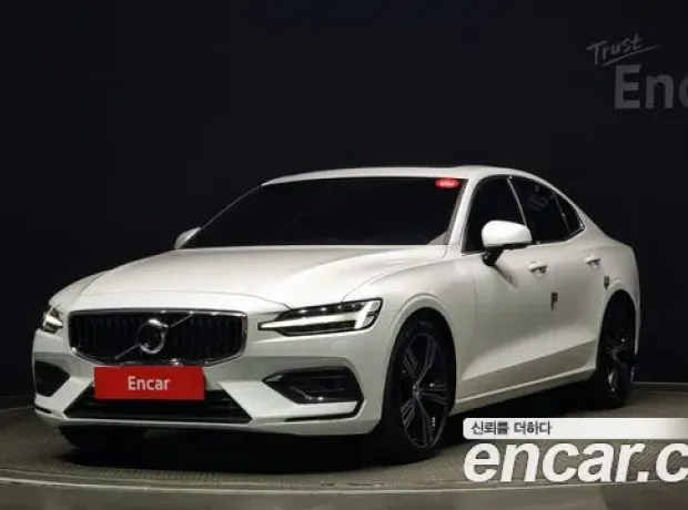 Volvo S60 3rd generation, 2021