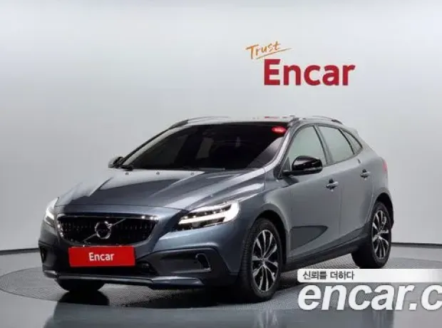 Volvo V40 Cross-Country, 2019