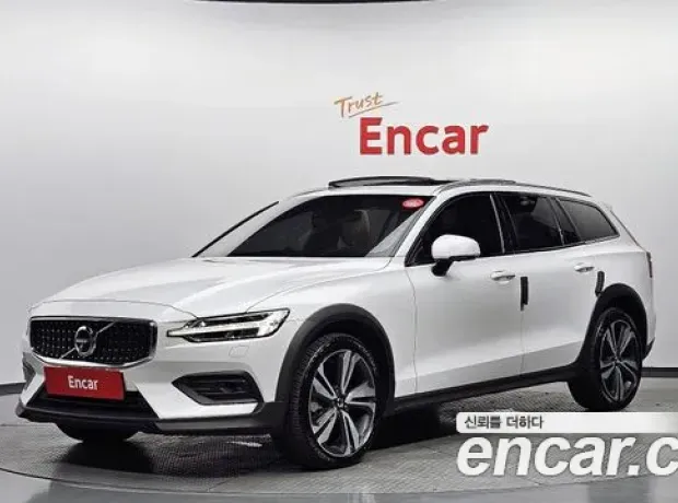 Volvo V60 Cross-country 2nd Generation, 2019