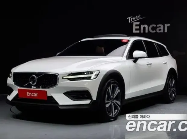 Volvo V60 Cross-country 2nd Generation, 2019