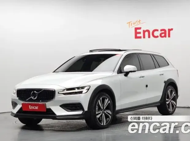 Volvo V60 Cross-country 2nd Generation, 2019