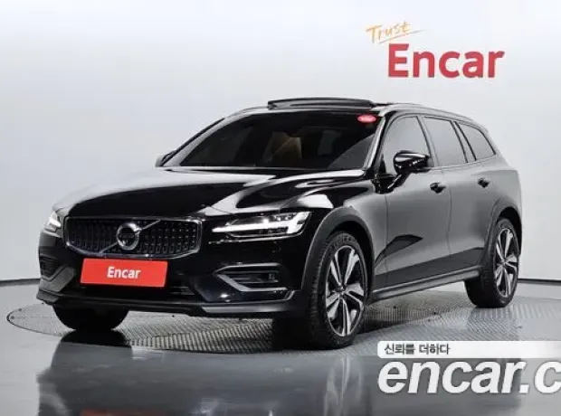 Volvo V60 Cross-country 2nd Generation, 2020